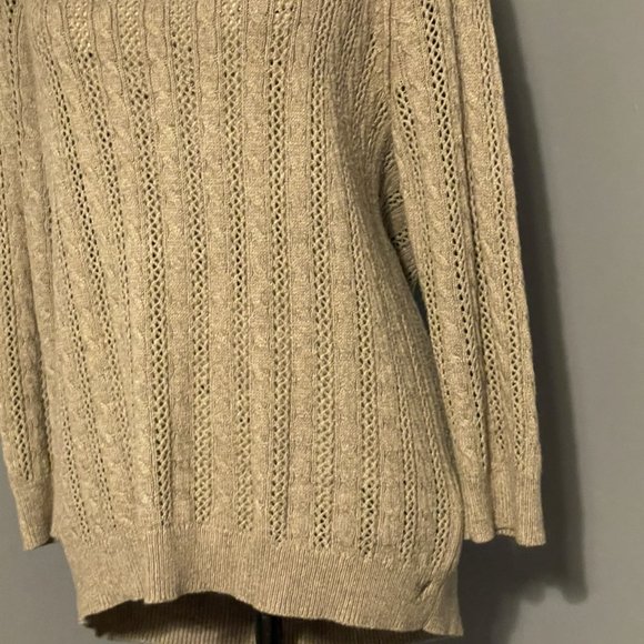 American Eagle Knit Sweater - Picture 8 of 9
